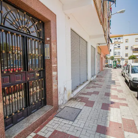 Modish 3 Bedroom In By La Recepcion * Malaga